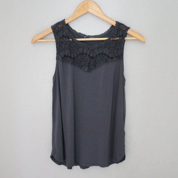H&M Gray Lace Sleeveless Top EUC - Picture 1 of 5